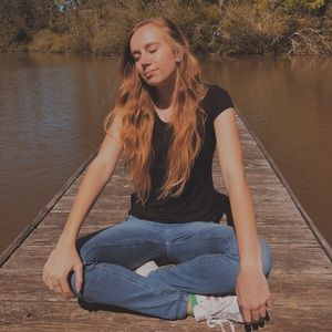 Black ribbed t shirt